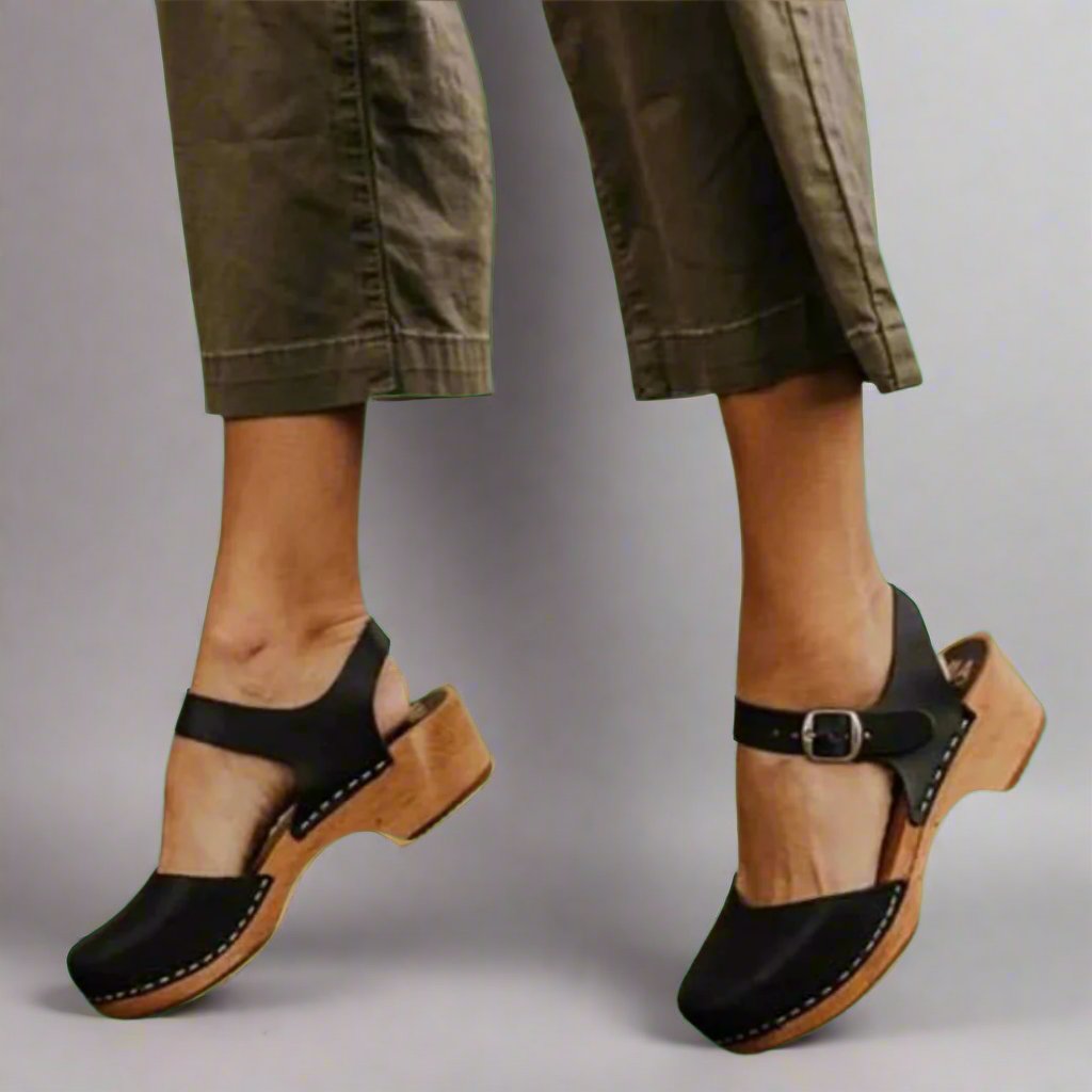 Women's Closed-Toe Platform Clogs with Ankle Strap