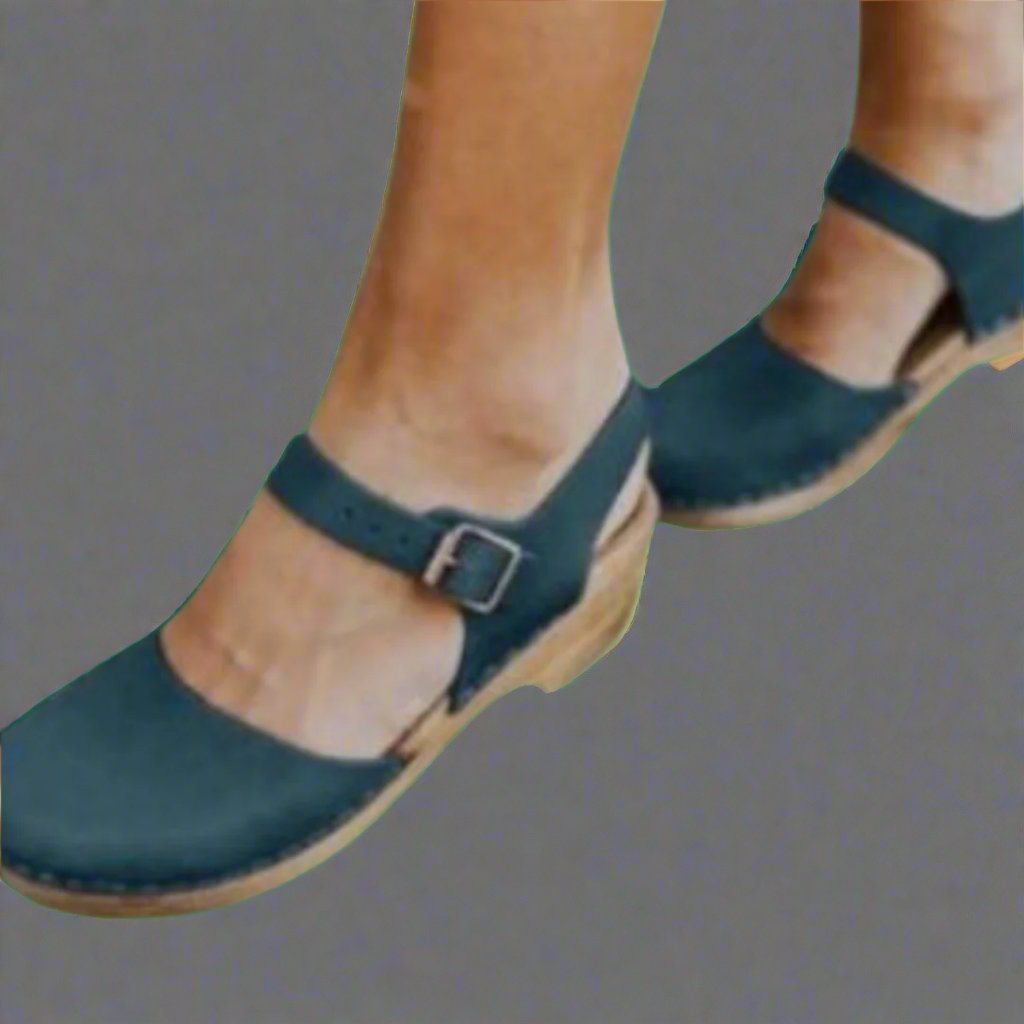 Women's Closed-Toe Platform Clogs with Ankle Strap