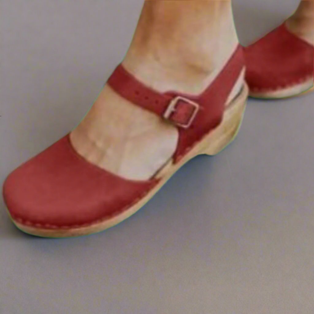 Women's Closed-Toe Platform Clogs with Ankle Strap