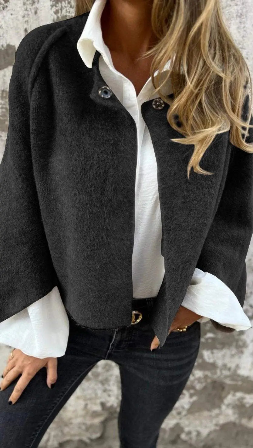 Women's Coat with Round Neckline and Long Sleeves