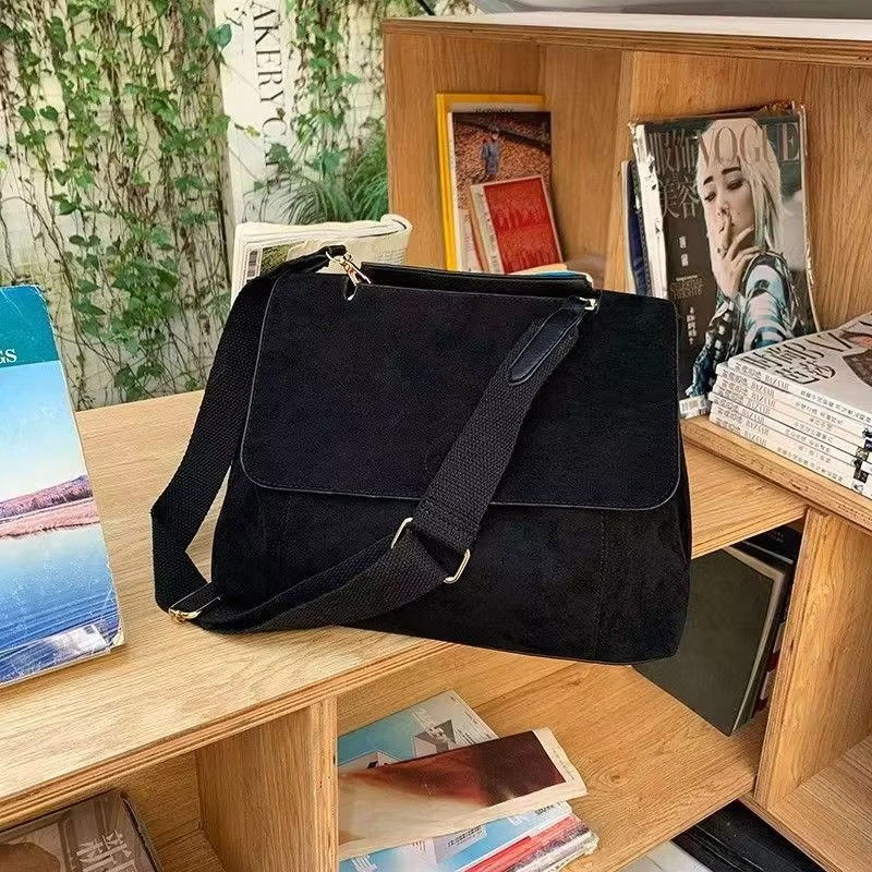 Women's Fashion Crossbody Bag for Fall Winter