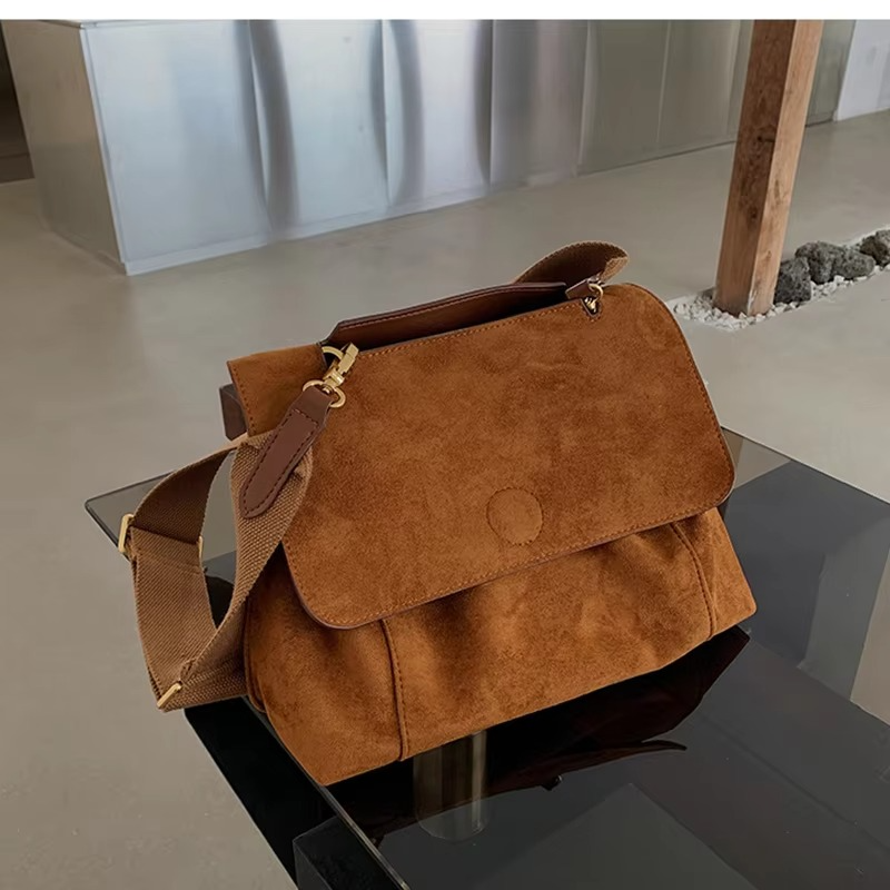 Women's Fashion Crossbody Bag for Fall Winter