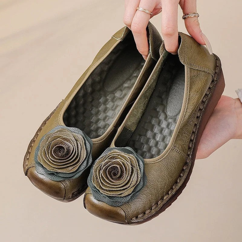 Women's Floral Appliqué Slip-On Comfort Loafers