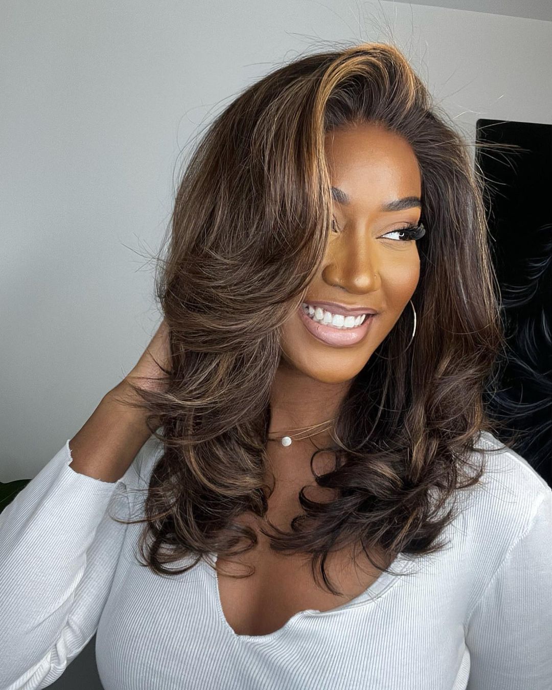 Women's Highlighted Wavy Human Hair Lace Front Wig