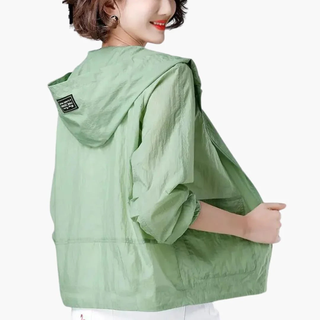 Women's Hooded Rain Jacket for Everyday and Casual Wear