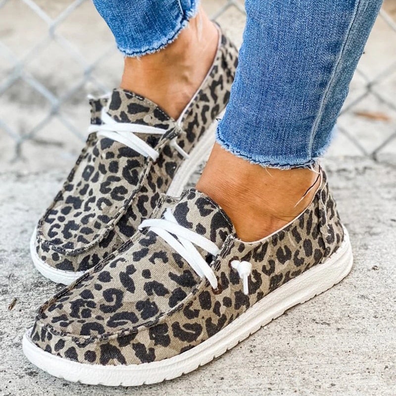 Women's Lace-Up Loafers
