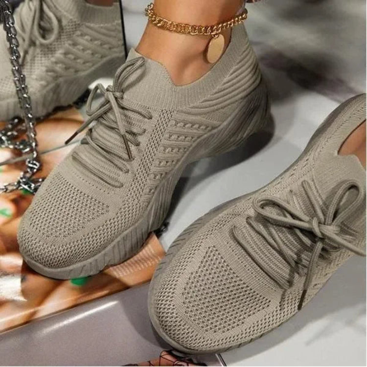 Women's Lightweight Breathable Everyday Sneakers