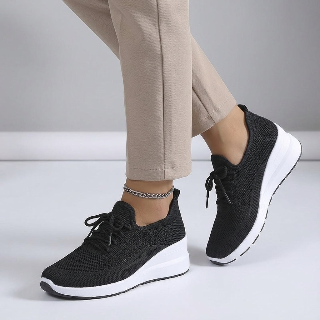 Women's Lightweight Everyday Sneakers
