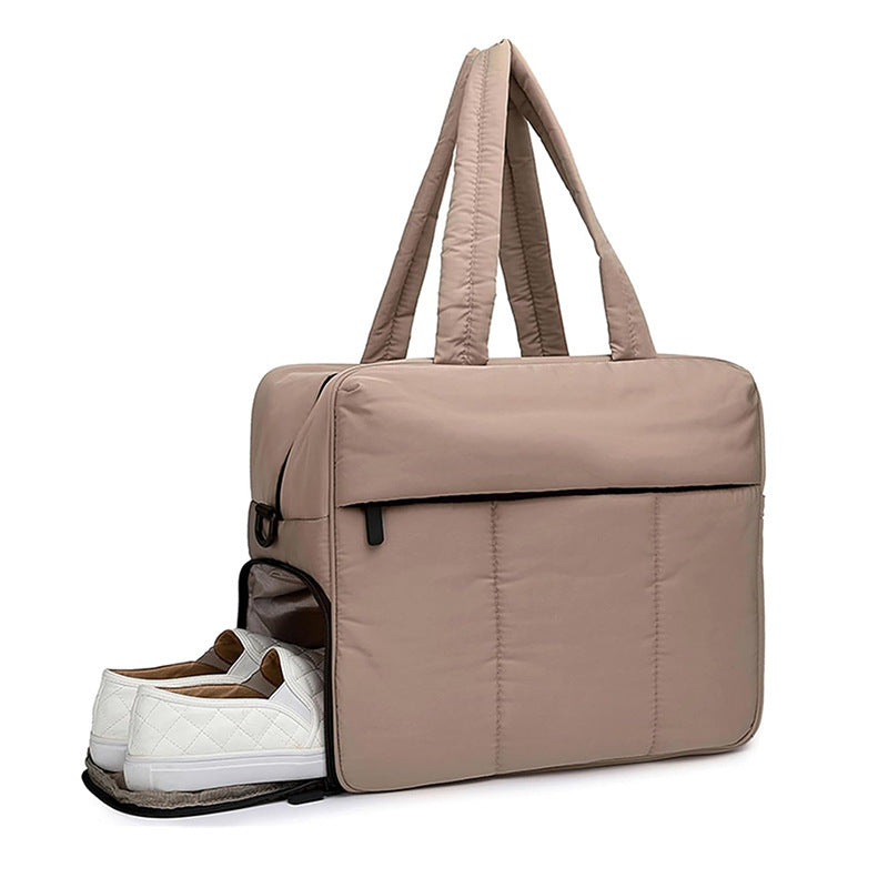 Women's Multifunctional Travel Weekend Bag with Insulated Design