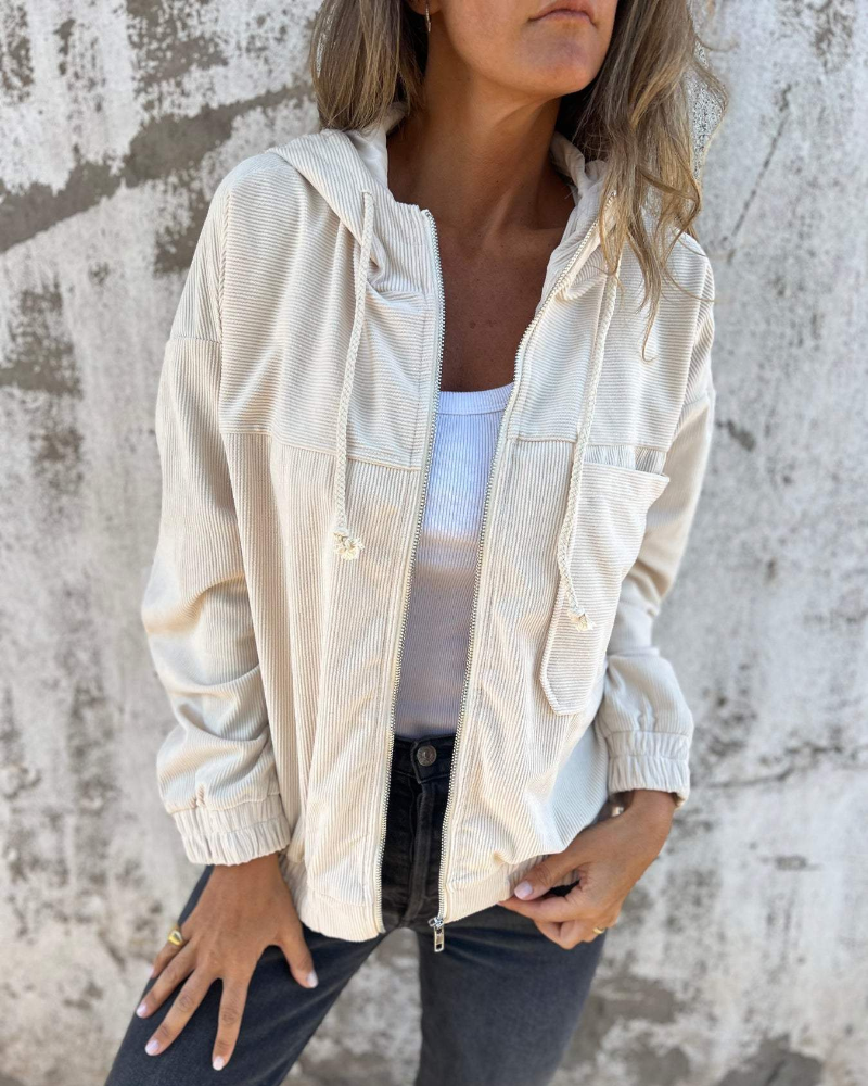 Women's Relaxed Fit Hooded Jacket