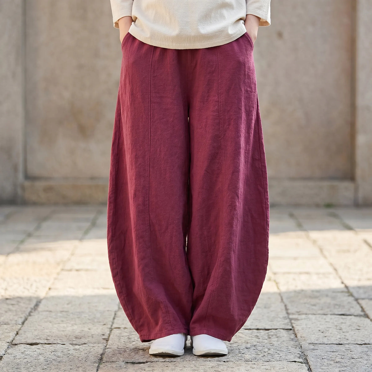 Women's Relaxed Fit Wide Leg Barrel Pants