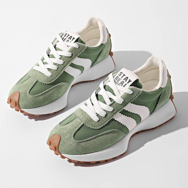 Women's Retro Platform Sneakers with Arch Support – Chunky Sole Lace-Up Tennis Shoes in White