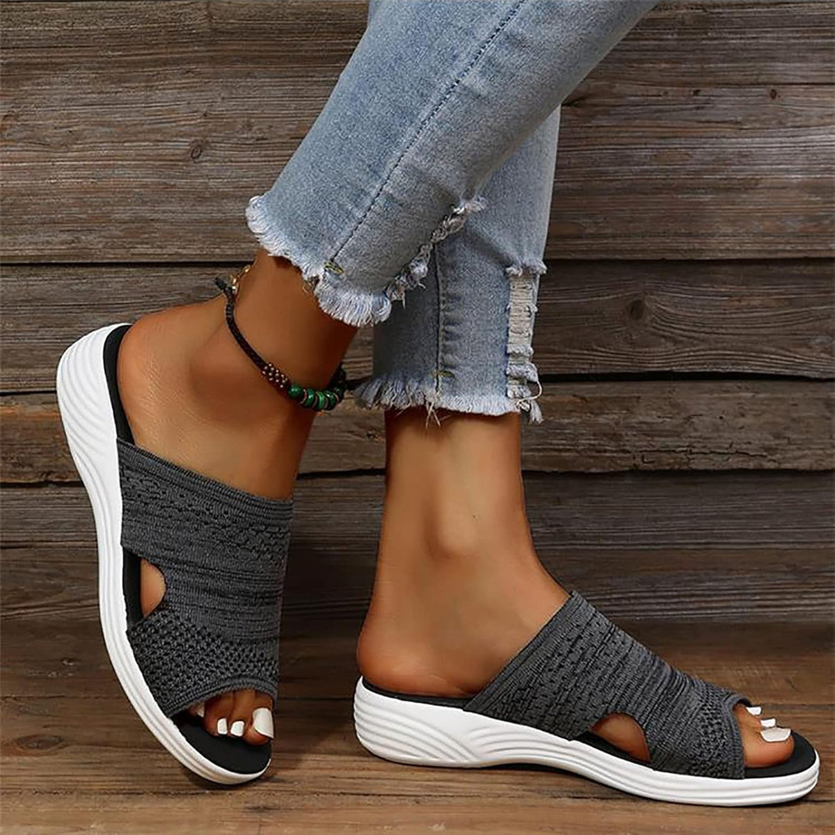 Women's Slippers with Shock-Absorbing Sole