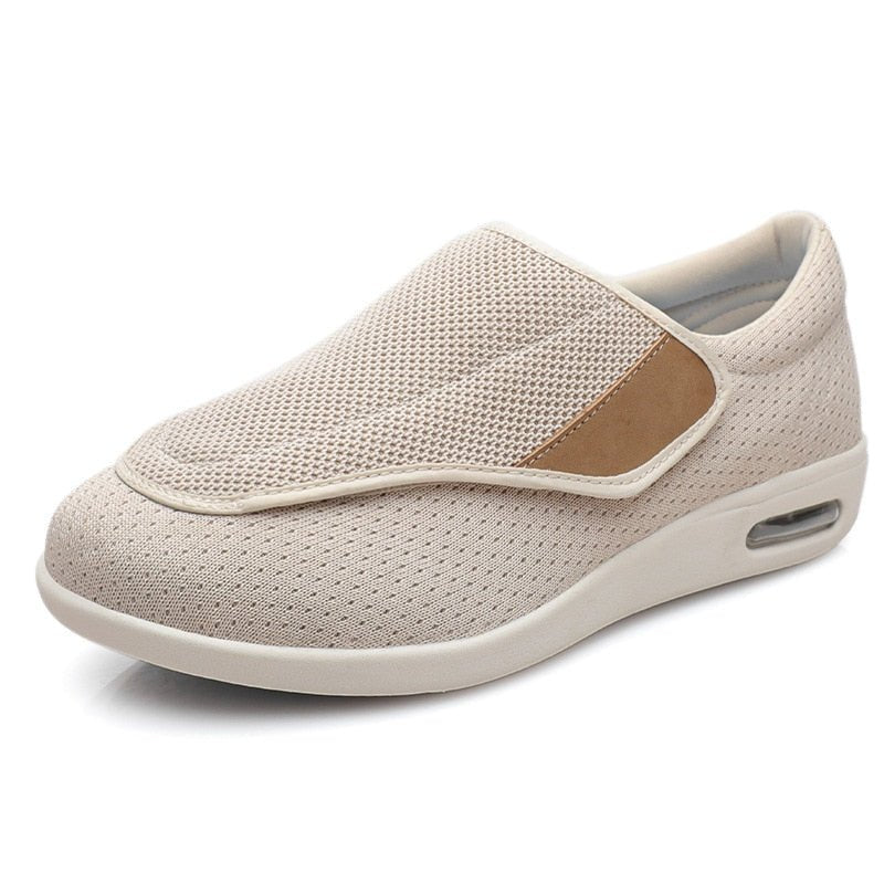 Women's Stretch Wide Shoes with Adjustable Closure