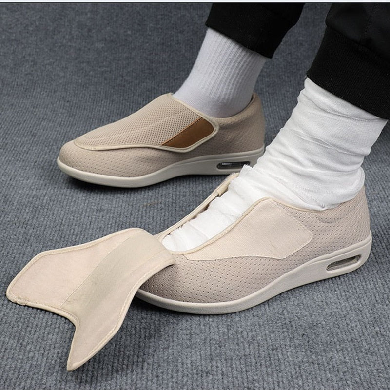 Women's Stretch Wide Shoes with Adjustable Closure